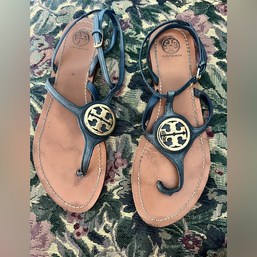 Tory Burch navy and Gold Medallion Sandals size 10